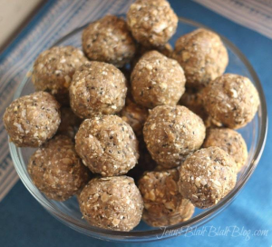 No Bake Peanut Butter Balls with Chia from Jenn's Blah Blah Blog are delicious kid-friendly snack recipes 