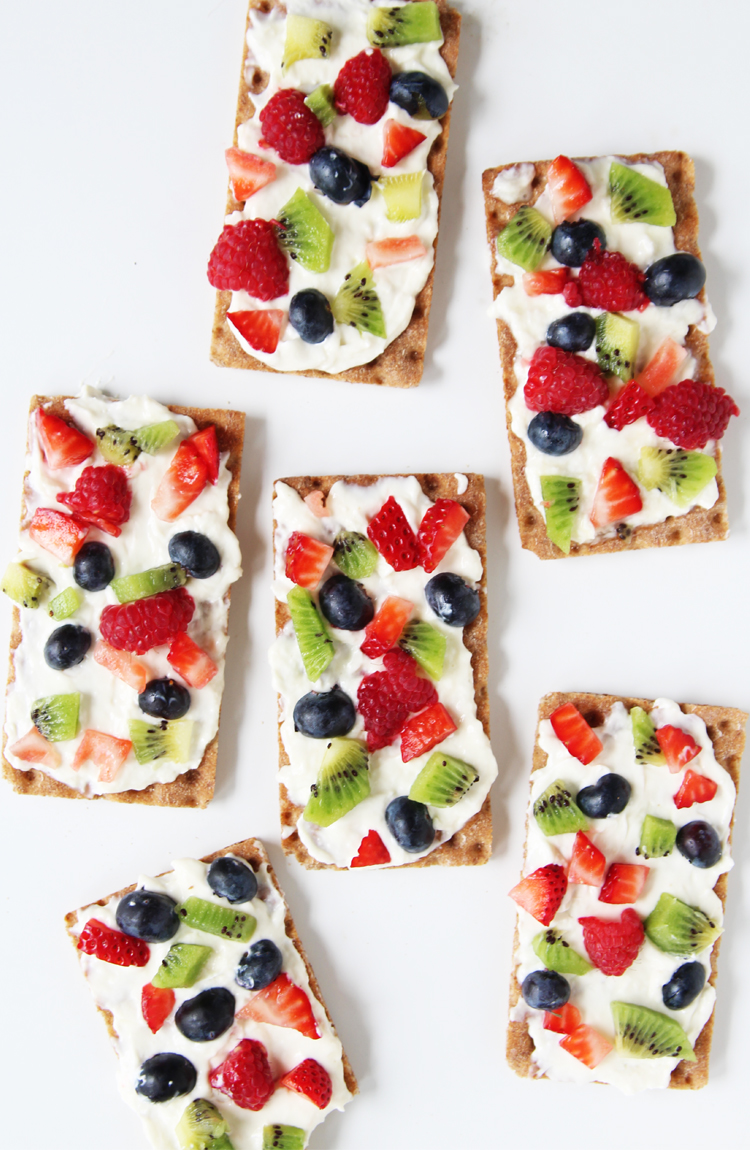 Fruit Pizza Crackers by Homemade Ginger ~ Fabulous healthy snack
