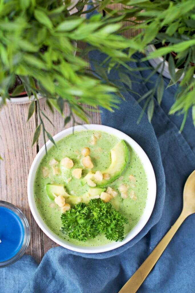 Soupe détox pour perdre du poids: 17 recettes de soupe détox qui rincent la graisse