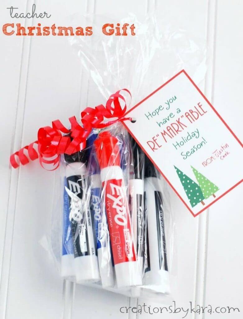 21 DIY teacher gifts! Show your teacher appreciation with one of these homemade gifts from your kids! These teacher gift ideas are perfect for any occasion whether you’re looking for Christmas gifts, end of the year or back to school presents, teacher appreciation day or birthdays! Say thank you to all your kid's teachers with one of these affordable DIY teacher gifts!