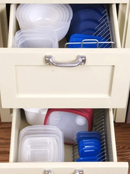 I’m always looking for easy kitchen organization ideas, and these DIY budget-friendly tips! Love the kitchen drawer organization from Better Homes & Gardens! #KitchenOrganization #KitchenOrganizationDIY #kitchentips #kitchenideas #organization #organizationideas 