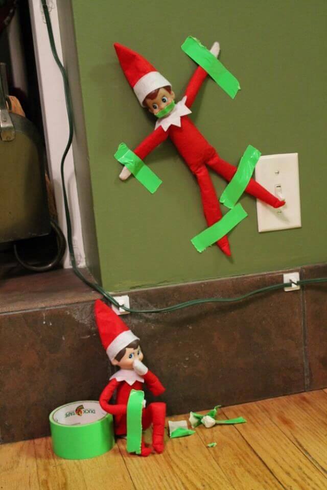 Love these elf on the shelf ideas! So much creative fun for kids and easy too! I’ve seen a lot of elf ideas, but these are too cute! Lots of last minute Elf on the Shelf ideas you can do quick on this list & I’m using this elf hack! Wow! Don’t miss the hilarious elf in the bathroom! #elfontheshelf #elfontheshelfideas #ElfIdeas 