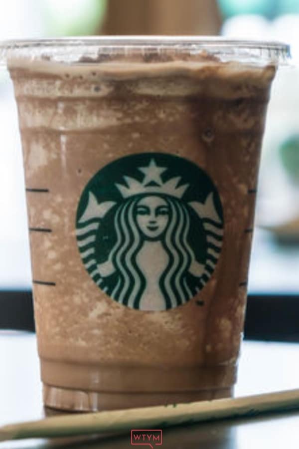 30+ Ways To Order Keto Drinks From Starbucks [Starbucks Secret Menu]