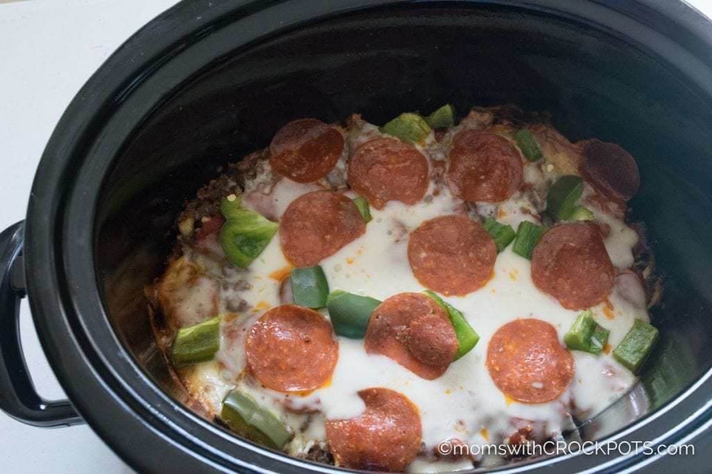Finding slow cooking keto recipes for your crock pot just got a lot easier with these 40 healthy ketogenic recipes! Whether you’re searching for low carb meals with chicken, beef, pork, or ground turkey this list of keto crockpot recipes has your back with plenty of easy meals, roasts, soups, and chilis families can enjoy! #keto #ketorecipes #lowcarbrecipes #crockpotrecipes #crockpot #slowcookerrecipes
