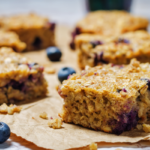 Blueberry-oatmeal-breakfast-bars