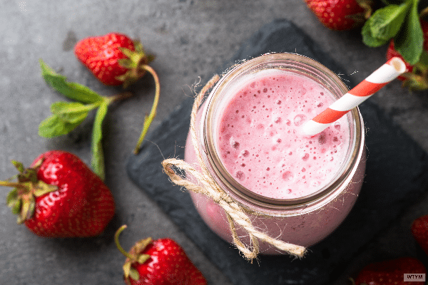 Easy Keto Strawberry Smoothie Recipe (Dairy Free, Gluten-Free, Whole30, Paleo, Vegan)