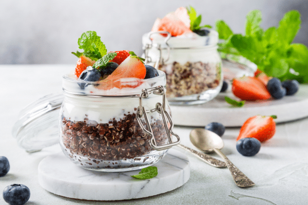 How To Make Berry Quinoa Smoothie Bowls (Healthy Make Ahead Breakfast Recipe)
