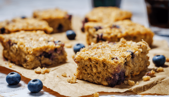 Blueberry-oatmeal-breakfast-bars