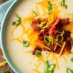 Keto Loaded Cauliflower Soup. A fabulously healthy keto comfort soup with all the flavor of a loaded potato without the carbs! Cauliflower